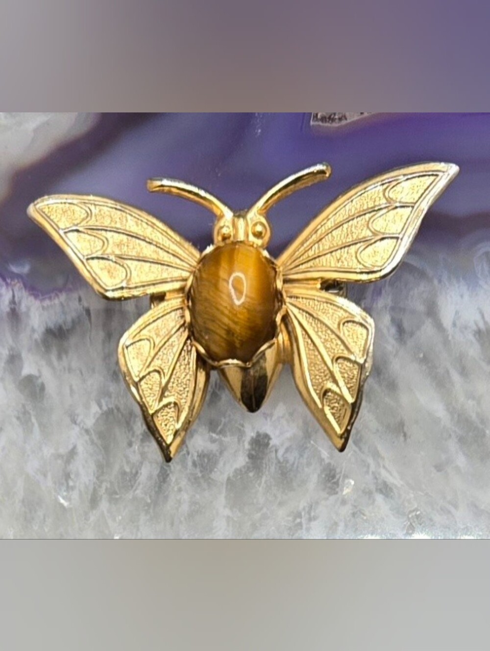 Butterfly Brooch Gold Tone w/ Tiger Eye Cabochon Measures 1½" X 1"